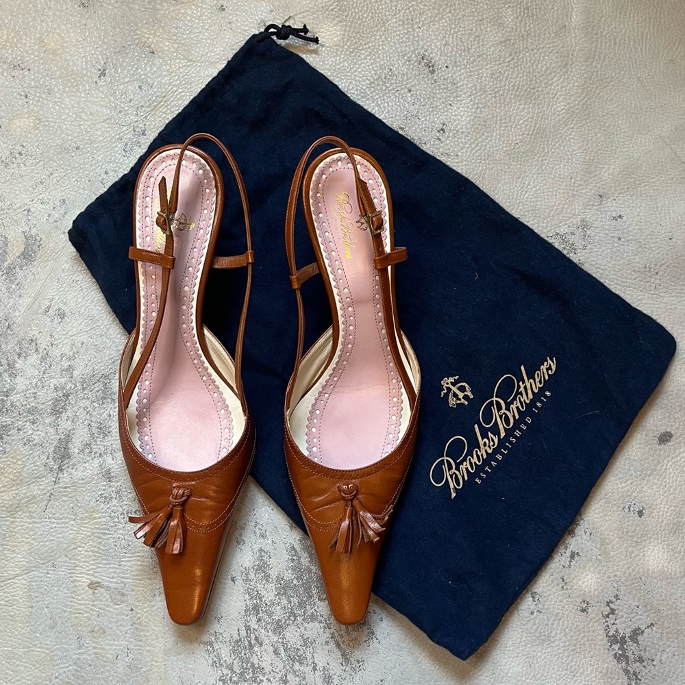 made in Italy Brooks Brothers genuine leather kitten heel